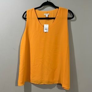 NWT sleeveless blouse